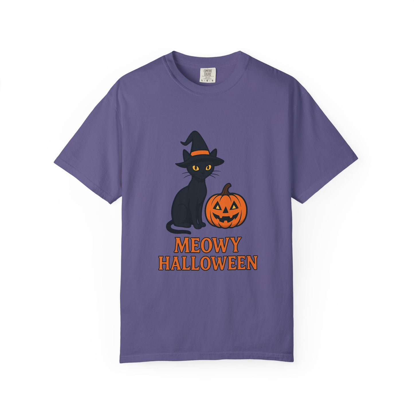 Meowy Halloween Cat T-shirt, Spooky Tee for Cat Lovers, Fall Fashion, Halloween Outfit, Gift for Halloween Party
