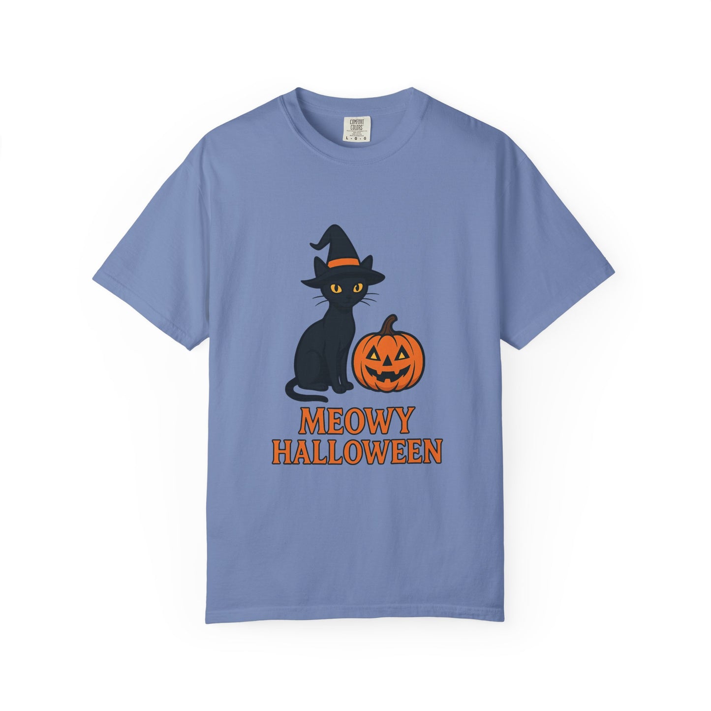Meowy Halloween Cat T-shirt, Spooky Tee for Cat Lovers, Fall Fashion, Halloween Outfit, Gift for Halloween Party